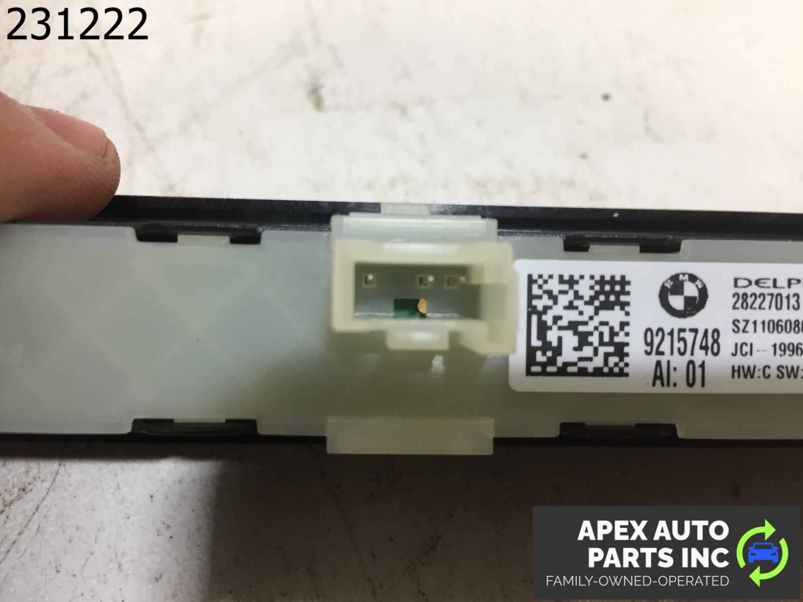 OEM 2011 BMW 550i Front Left Driver Seat Memory Control Switch Panel - Image 9