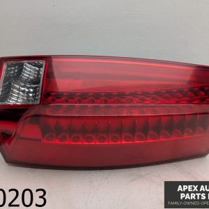 OEM 2011 Cadillac Escalade 6.2L PASSENGER RIGHT SIDE TAIL LIGHT LAMP