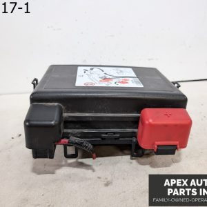 OEM 2011 Chevrolet HHR 2.2L Engine Fuse Box Relay Junction Assembly