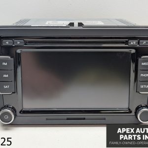 OEM 2012-2015 Volkswagen Passat 2.5L Radio Display