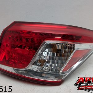 OEM 2012 Lexus ES350 3.5L Tail Light Halogen Tail Light Right Passenger