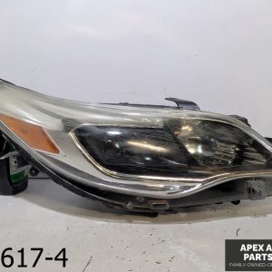 OEM 2013-2015 Toyota Avalon 3.5L Passenger Right RH Halogen Headlight