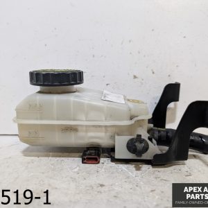 OEM 2013-2016 Nissan Pathfinder 3.5L CYLINDER BRAKE MASTER RESERVOIR 46090-3JA1A