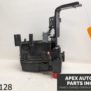 OEM 2013 GMC Terrain 2.4L Engine Fuse Junction Box