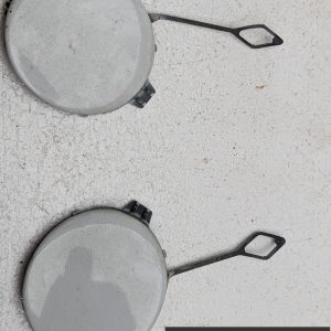 OEM 2013 Mini Cooper Countryman 1.6L FRONT BUMPER TOW HOOK CAP COVER