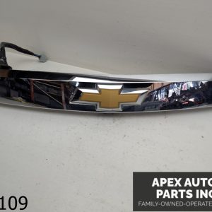 OEM 2014 Chevrolet Traverse 3.6L REAR TAIL GATE HATCH TRUNK LID HANDLE TRIM