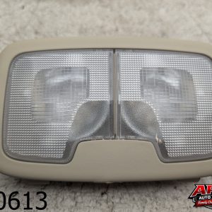 OEM 2014 Kia Cadenza 3.3L REAR UPPER ROOF OVERHEAD DOME LIGHT LAMP