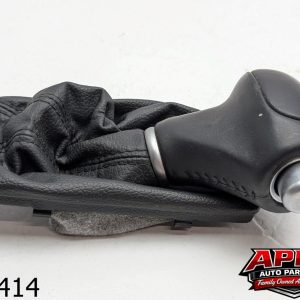 OEM 2014 Kia Sorento 2.4L Shifter Knob Boot Leather