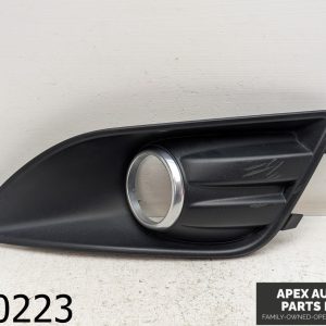 OEM 2015 Ford C-Max Energi 2.0L FRONT LEFT FOG LIGHT GRILL BEZEL