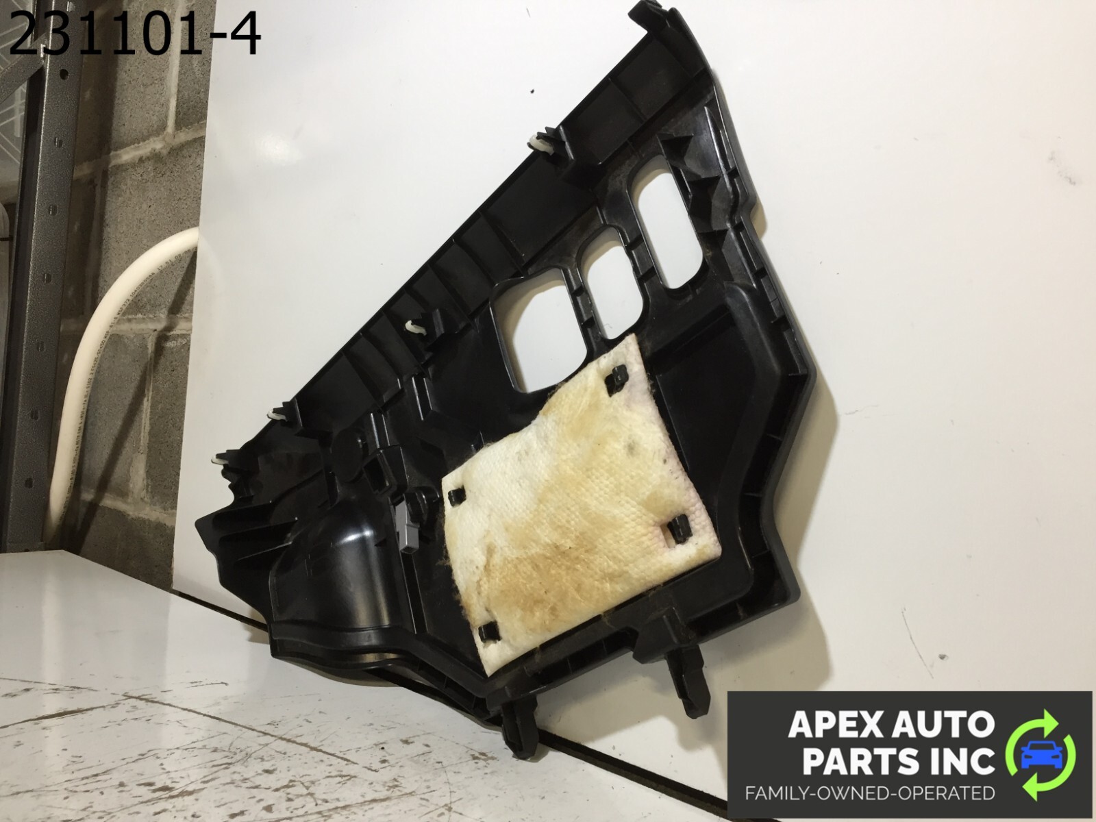 OEM 2015 Lexus ES350 UNDER DASH RIGHT SIDE LOWER COVER TRIM PANEL - Image 7