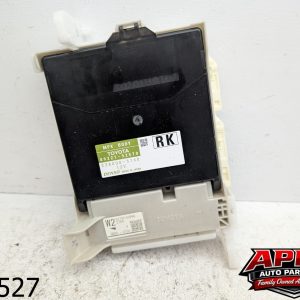 OEM 2015 Toyota Prius C 1.5L Multiplex Network Body Control Module w/Fusebox