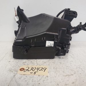 OEM 2017-2017 Hyundai Elantra Fusebox Fuse Box Relay Module 91956-j3820