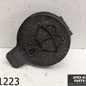 OEM 2017 Chevrolet Cruze 1.4L WIPER WASHER CAP