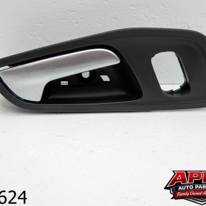 OEM 2017 Ford C-Max 2.0L FRONT RIGHT RH SIDE DOOR INTERIOR HANDLE PANEL TRIM