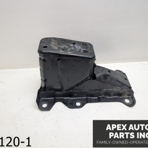 OEM 2017 Honda CR-V CRV 2.4L FRONT BUMPER REINFORCEMENT BRACKET RH RIGHT