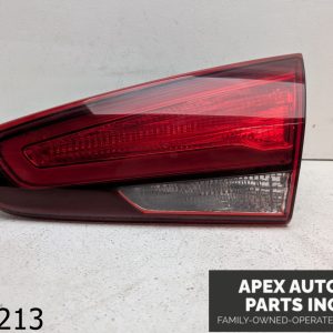 OEM 2017 Kia Forte 2.0L SEDAN RIGHT PASSENGER SIDE INNER TAIL LIGHT BRAKE LAMP