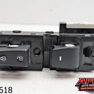 OEM 2018 Hyundai Elantra 2.0L FRONT RIGHT SIDE DOOR WINDOW SWITCH