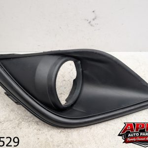 OEM 2019 Mitsubishi Outlander 2.5L Driver Side Fog Light Bezel