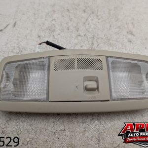 OEM 2019 Mitsubishi Outlander 2.5L ROOF OVERHEAD CONSOLE DOME LIGHT LAMP SWITCH