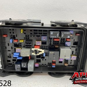 OEM 2020 Chevrolet Malibu 2.0L Fuse Box Relay Control Module