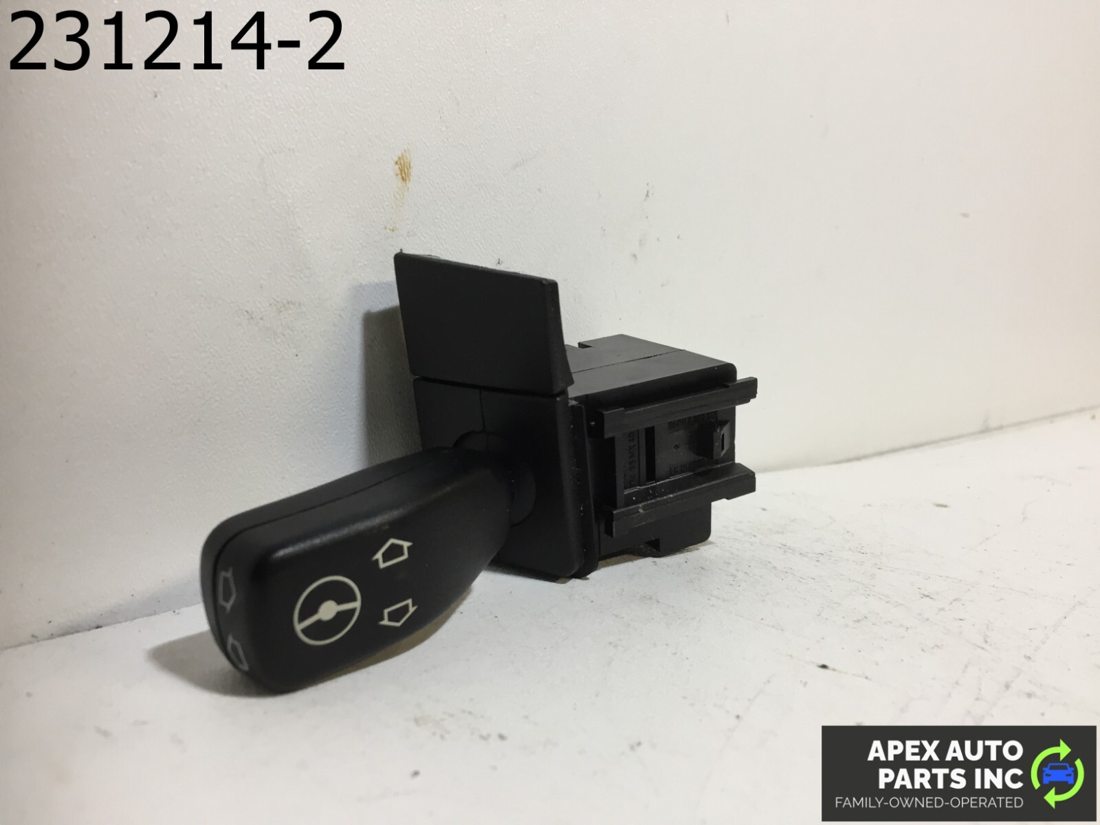 OEM BMW X5 2006 Steering wheel Column Lever Level Adjuster Switch Button - Image 3