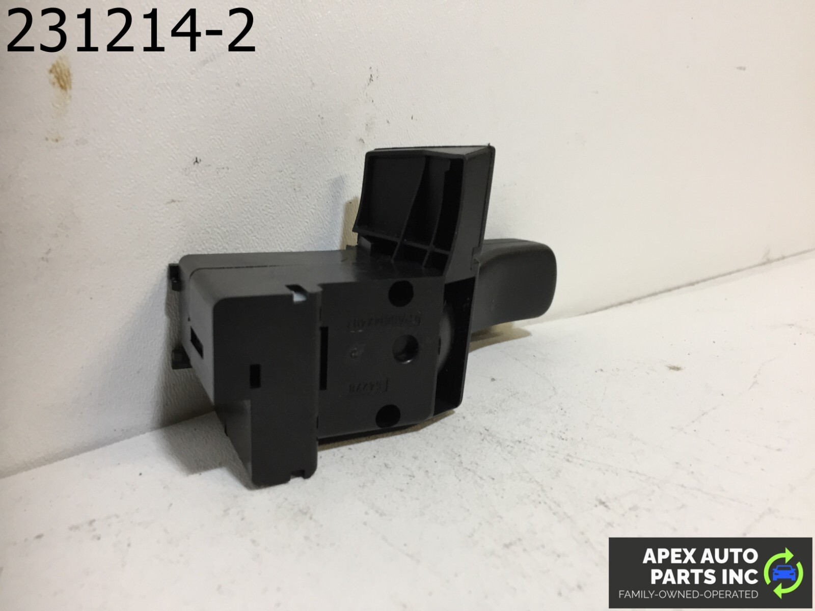 OEM BMW X5 2006 Steering wheel Column Lever Level Adjuster Switch Button - Image 6