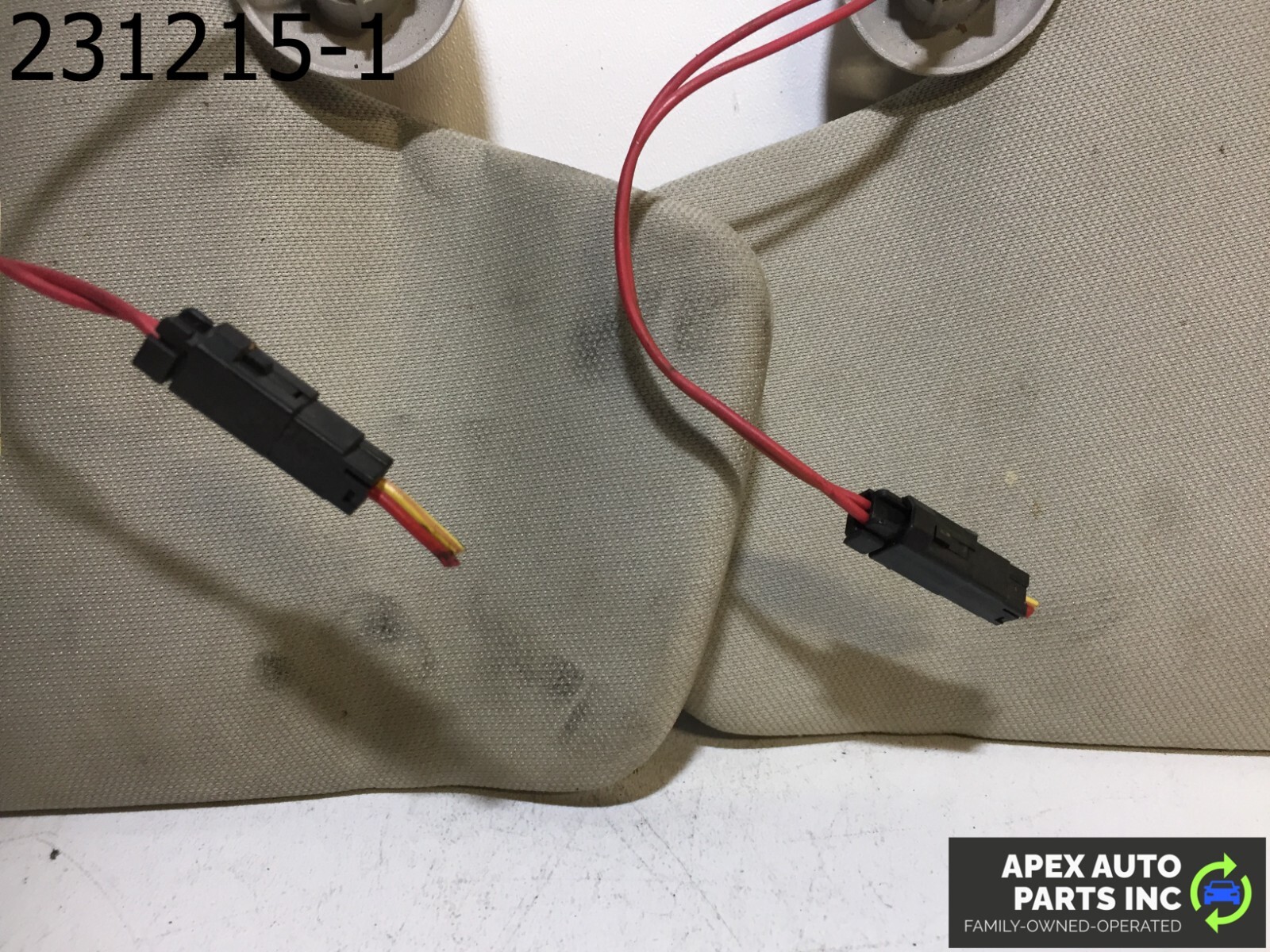 OEM Jeep Commander 2006 Sun Visor Set Mirror + Screws : Driver/Passenger Beige - Image 8