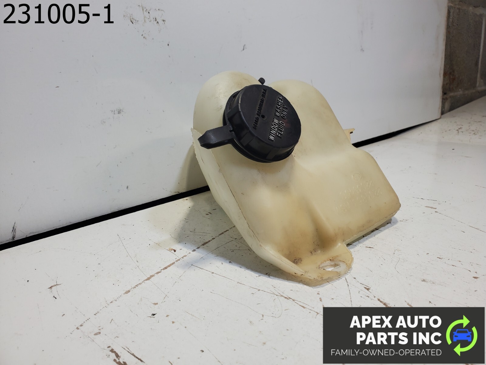 OEM Pontiac Fiero 1985 WINDSHIELD WASHER FLUID BOTTLE RESERVOIR 22039456 - Image 7