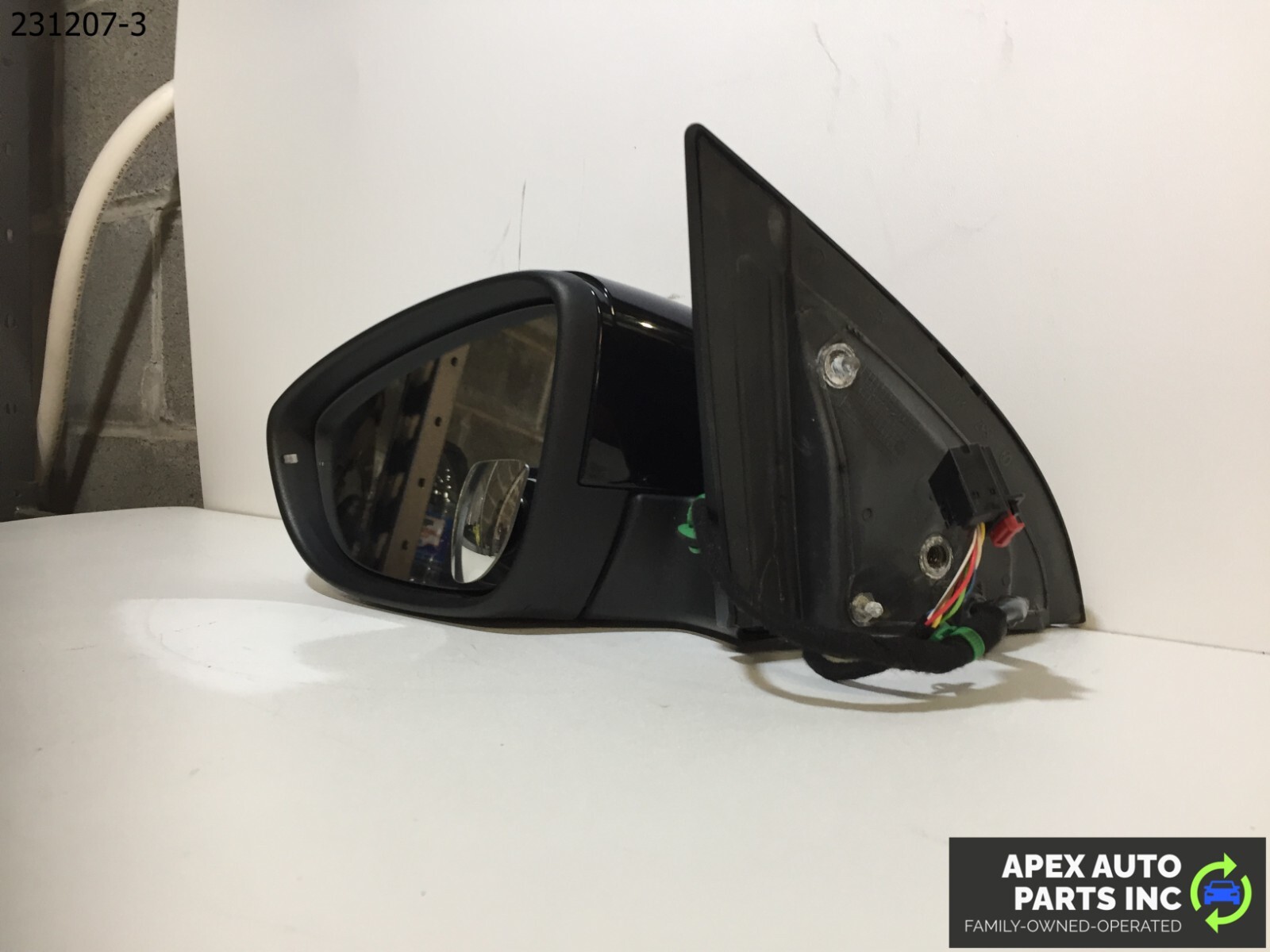 OEM Volkswagen CC 2012 LEFT DRIVERS SIDE POWER DOOR MIRROR - Image 4