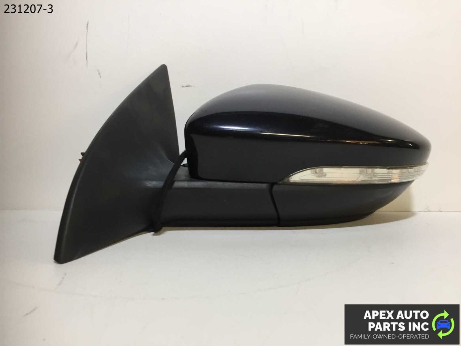 OEM Volkswagen CC 2012 LEFT DRIVERS SIDE POWER DOOR MIRROR - Image 5