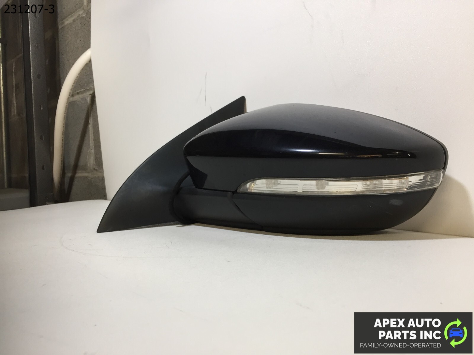 OEM Volkswagen CC 2012 LEFT DRIVERS SIDE POWER DOOR MIRROR - Image 7