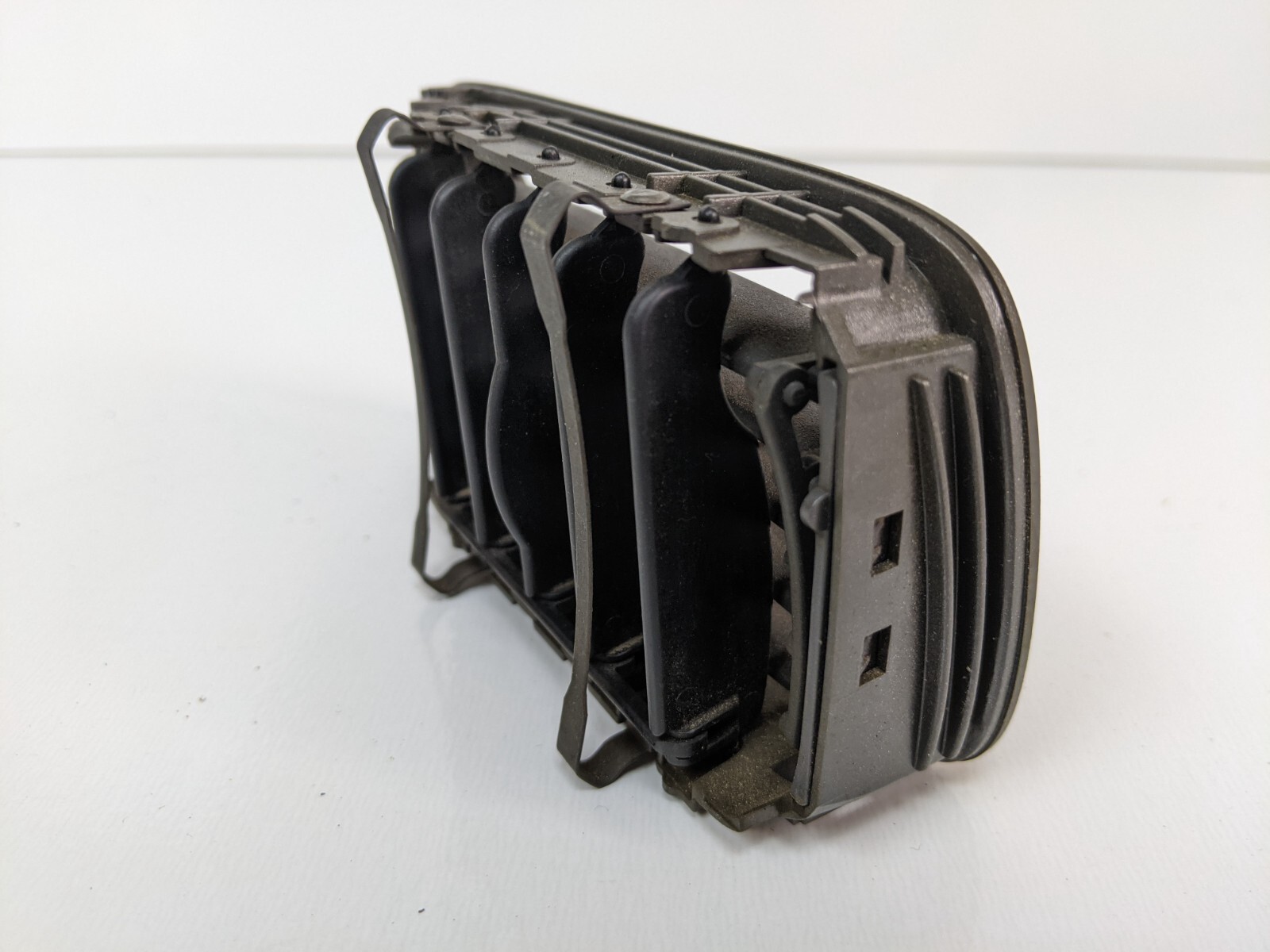 OEM Volvo S70 V70 V70 XC 2000 Dashboard Side Air Vent Grill Trim 9481652 - Image 7