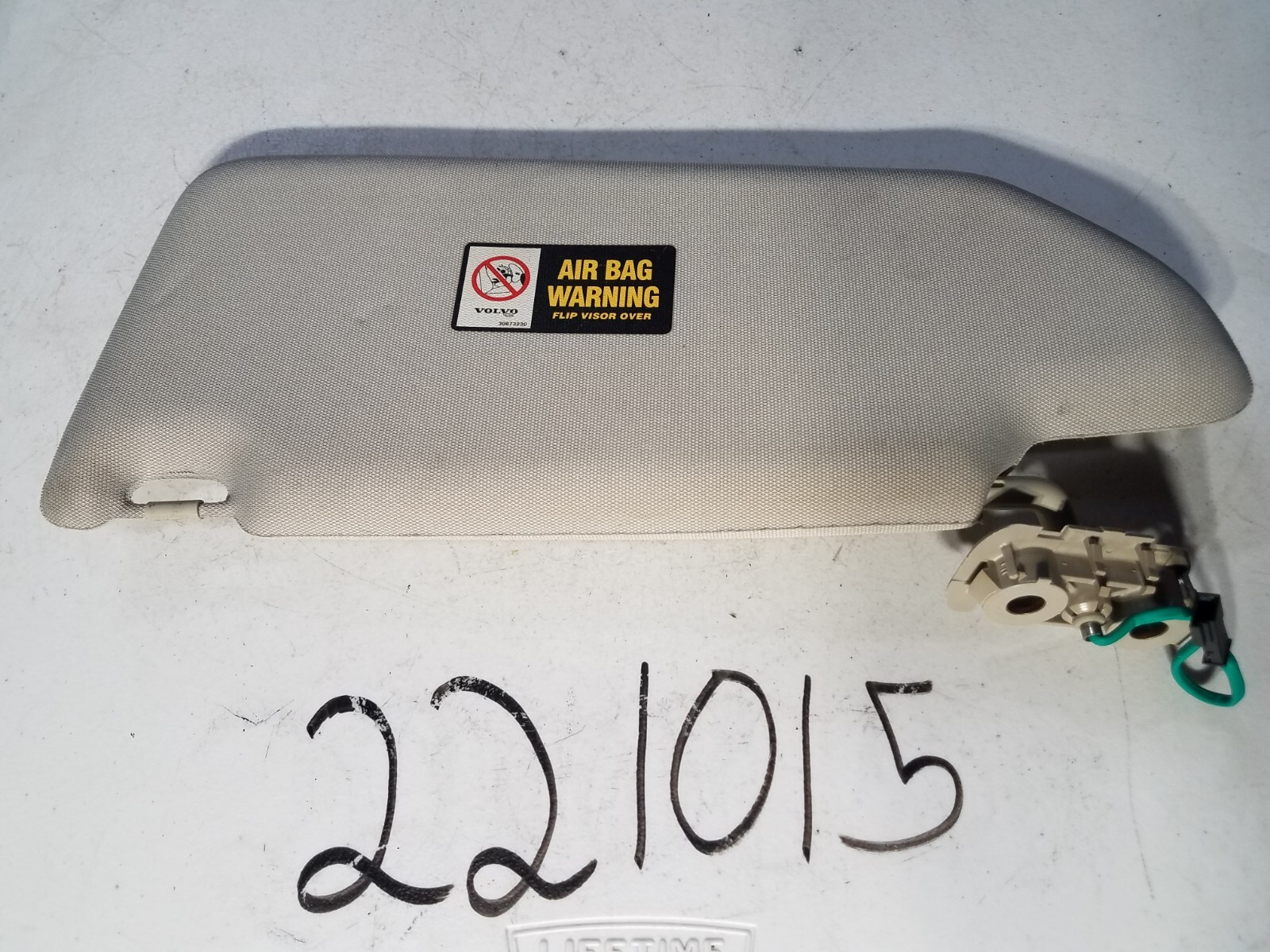 VOLVO XC90 2003-2006 OEM Passenger Side RH SUN VISOR SHADE Gray Lighted Sunvisor