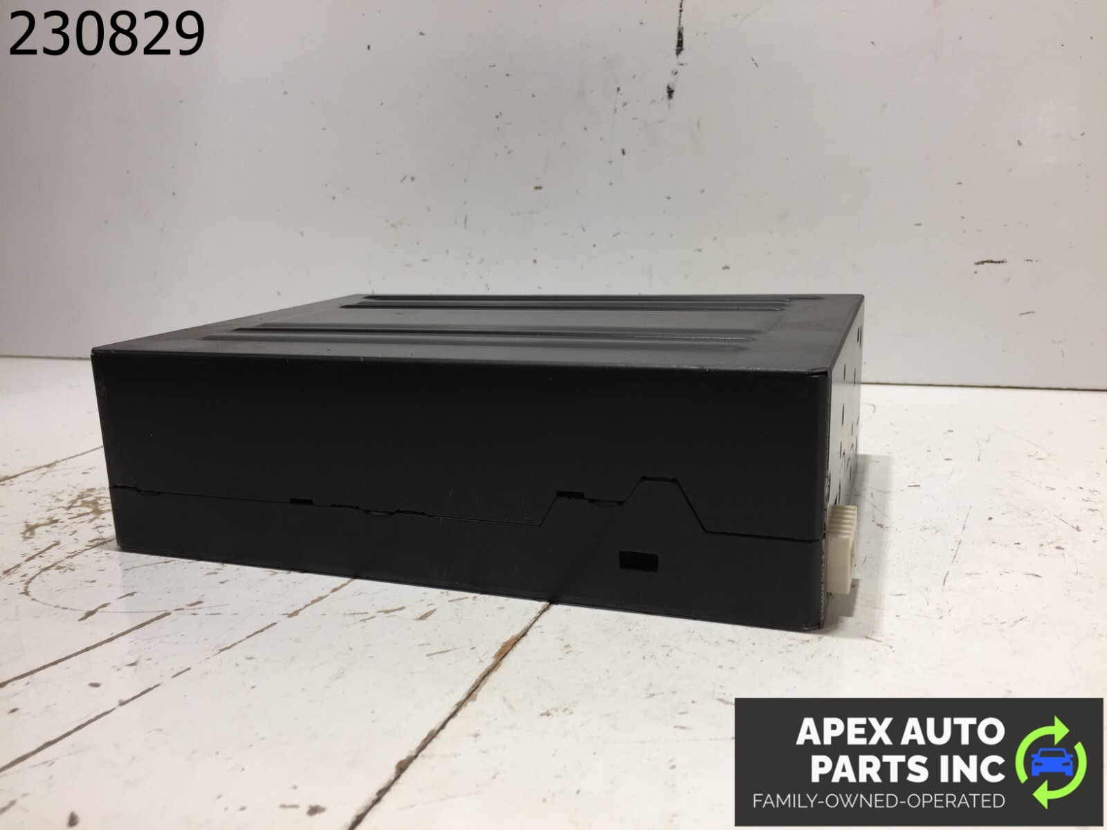 02 INFINITI Q45 6 DISC CD PLAYER CHANGER OEM GUARANTEE 167-S-63 - Image 7