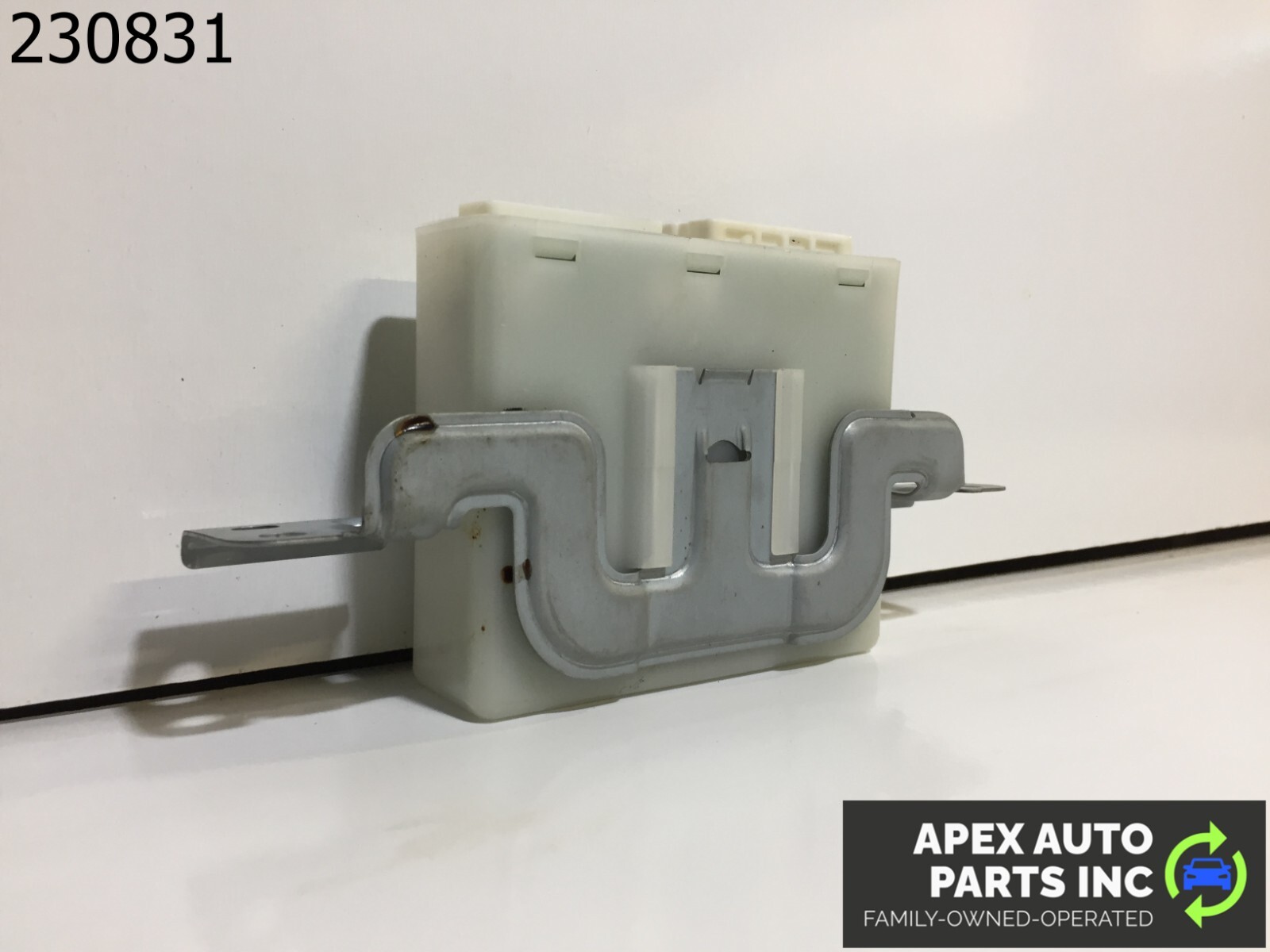 2003-2008 INFINITI FX35 FX45 DRIVER DRIVING POSITION CONTROL MODULE OEM - Image 3