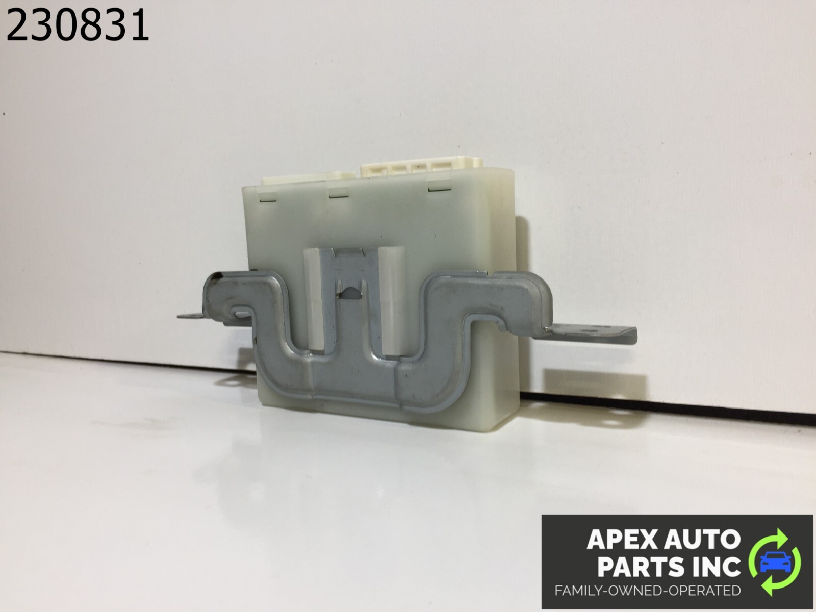 2003-2008 INFINITI FX35 FX45 DRIVER DRIVING POSITION CONTROL MODULE OEM - Image 4