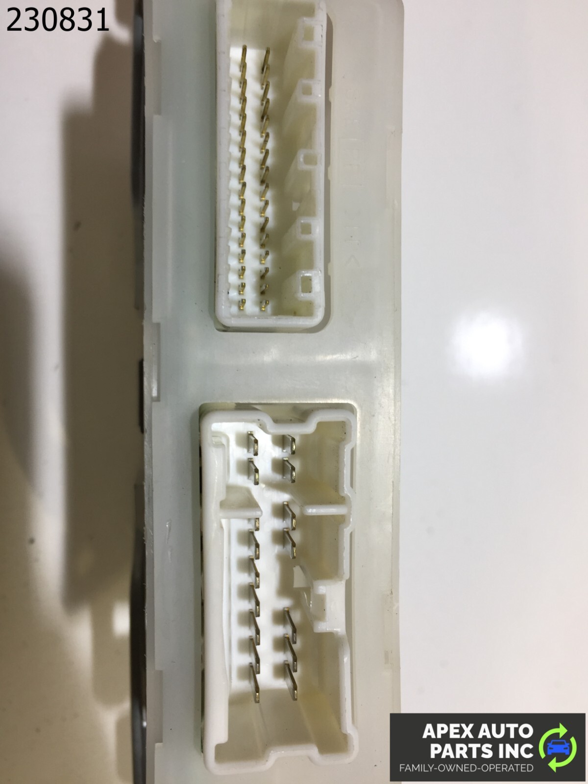 2003-2008 INFINITI FX35 FX45 DRIVER DRIVING POSITION CONTROL MODULE OEM - Image 8