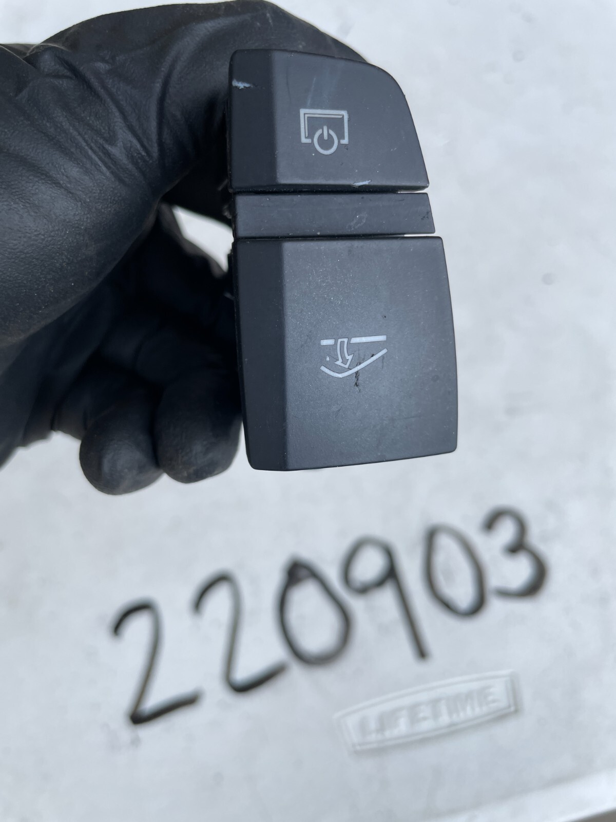 2007 - 2009 AUDI Q7 4L GLOVE BOX DISPLAY SCREEN LCD POWER SWITCH 4L1927227 OEM - Image 4