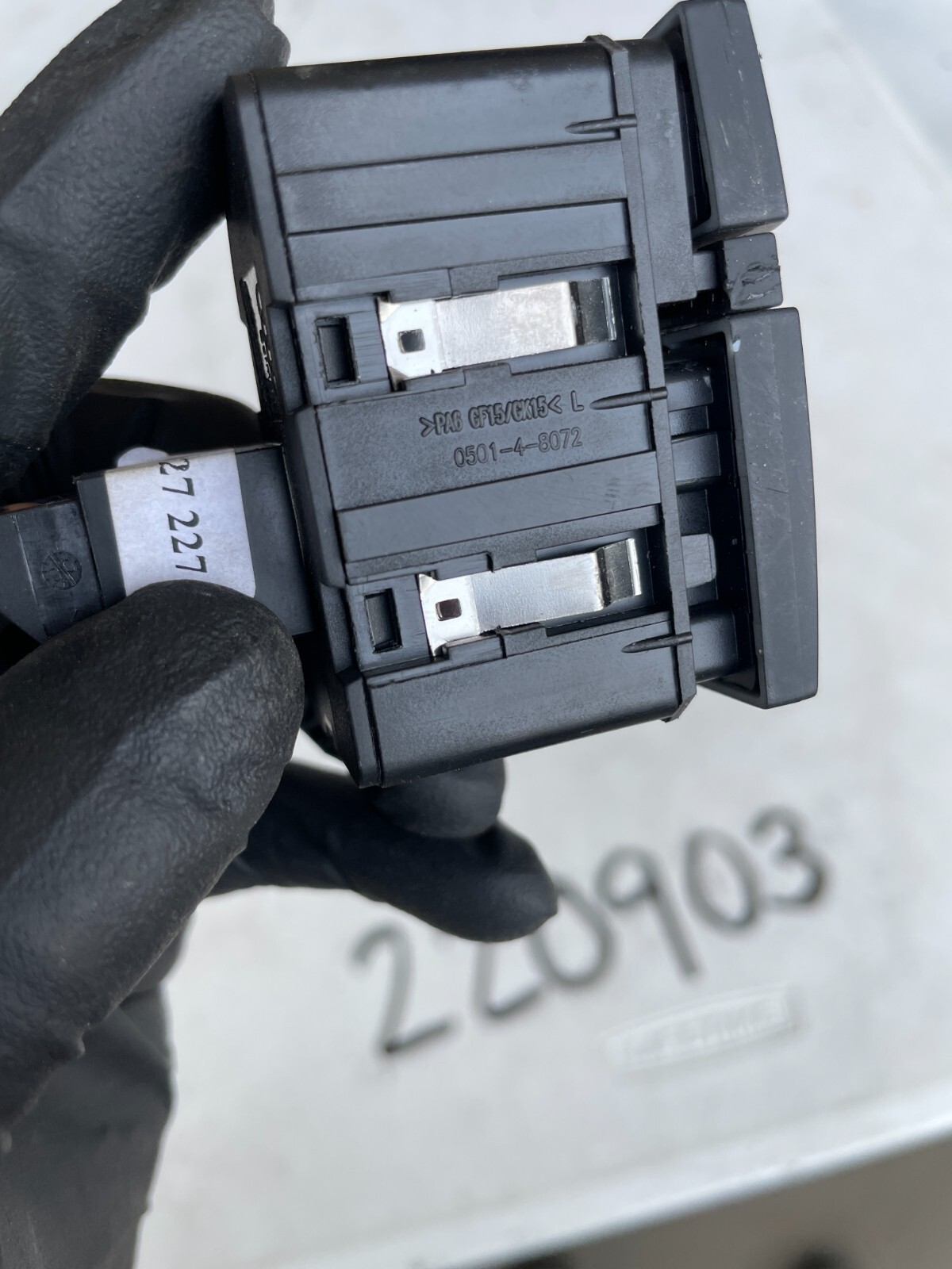 2007 - 2009 AUDI Q7 4L GLOVE BOX DISPLAY SCREEN LCD POWER SWITCH 4L1927227 OEM - Image 7