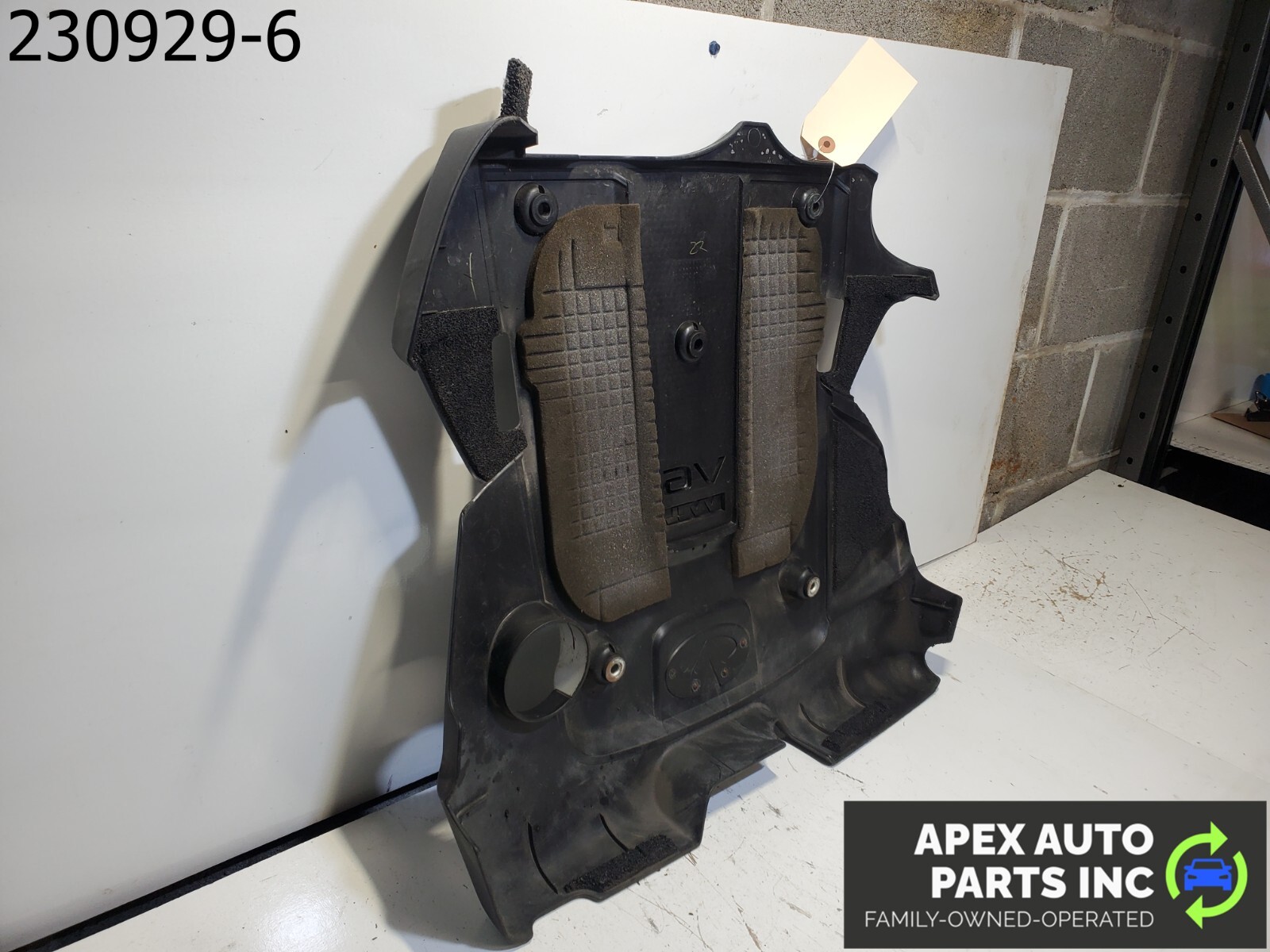 2008-2013 INFINITI G37 COUPE ENGINE COVER SHIELD OEM - Image 7