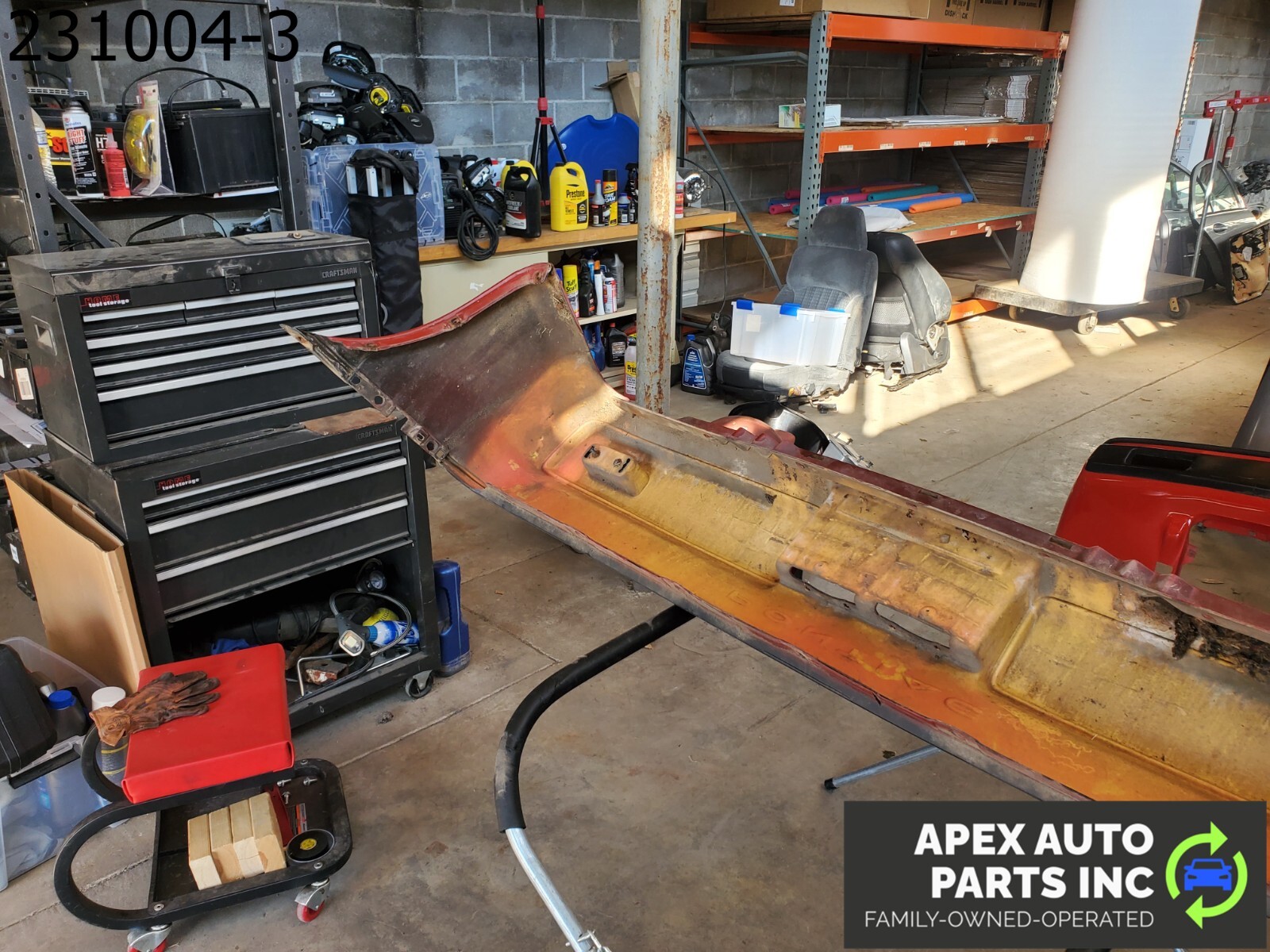 *LOCAL PICKUP* OEM 1984 Pontiac Fiero RED REAR COVER Bumper Assembly - Image 9