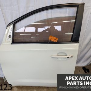 *NO SHIPPING* OEM 2014 Kia Sedona Driver Front Door Electric