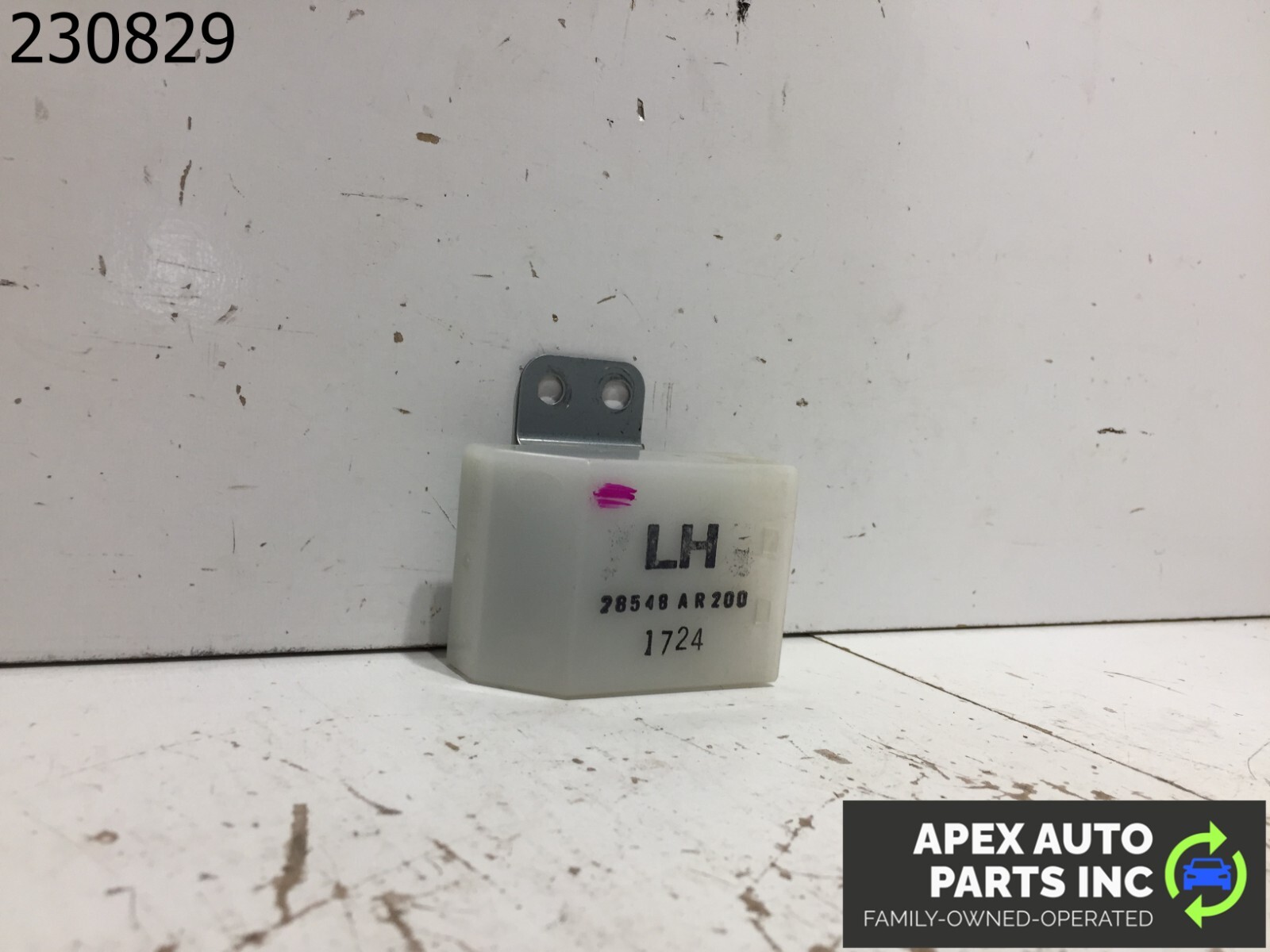 OEM 02-06 INFINITI Q45 LEFT LH MIRROR TILT MODULE UNIT CONTROL 28548-AR200 - Image 3