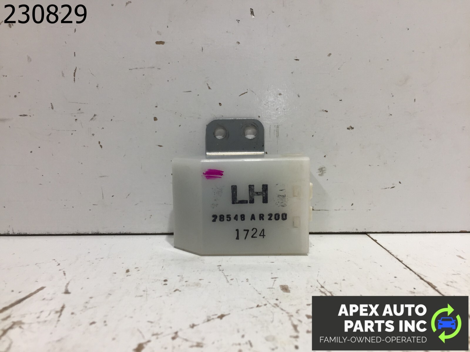 OEM 02-06 INFINITI Q45 LEFT LH MIRROR TILT MODULE UNIT CONTROL 28548-AR200