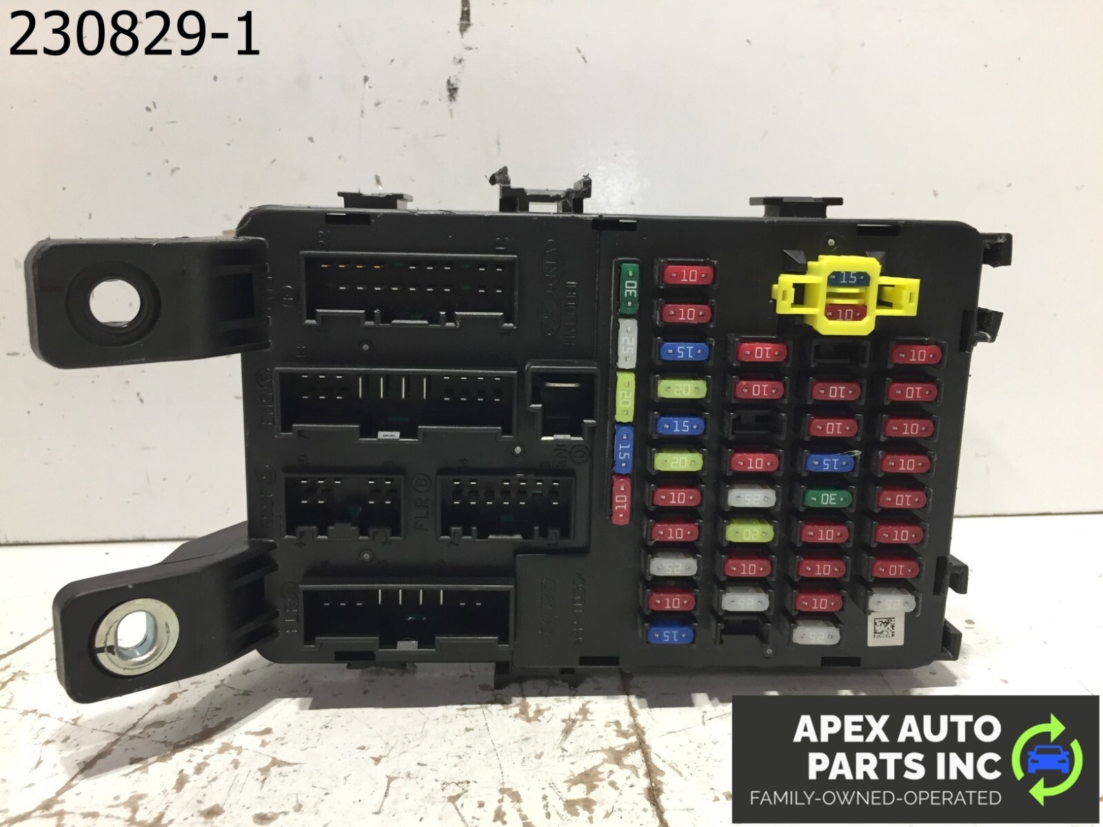 OEM 06-11 Hyundai ACCENT Fuse Box Engine Compartment Fits 337046 - Image 5