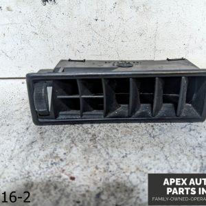 OEM 1981-1985 Mercedes 300SD 3.0L Driver Left Side Air A/C Vent