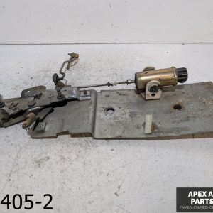 OEM 1989-1992 Ford Bronco II 2.9L DRIVER SIDE FRONT DOOR LOCK LATCH