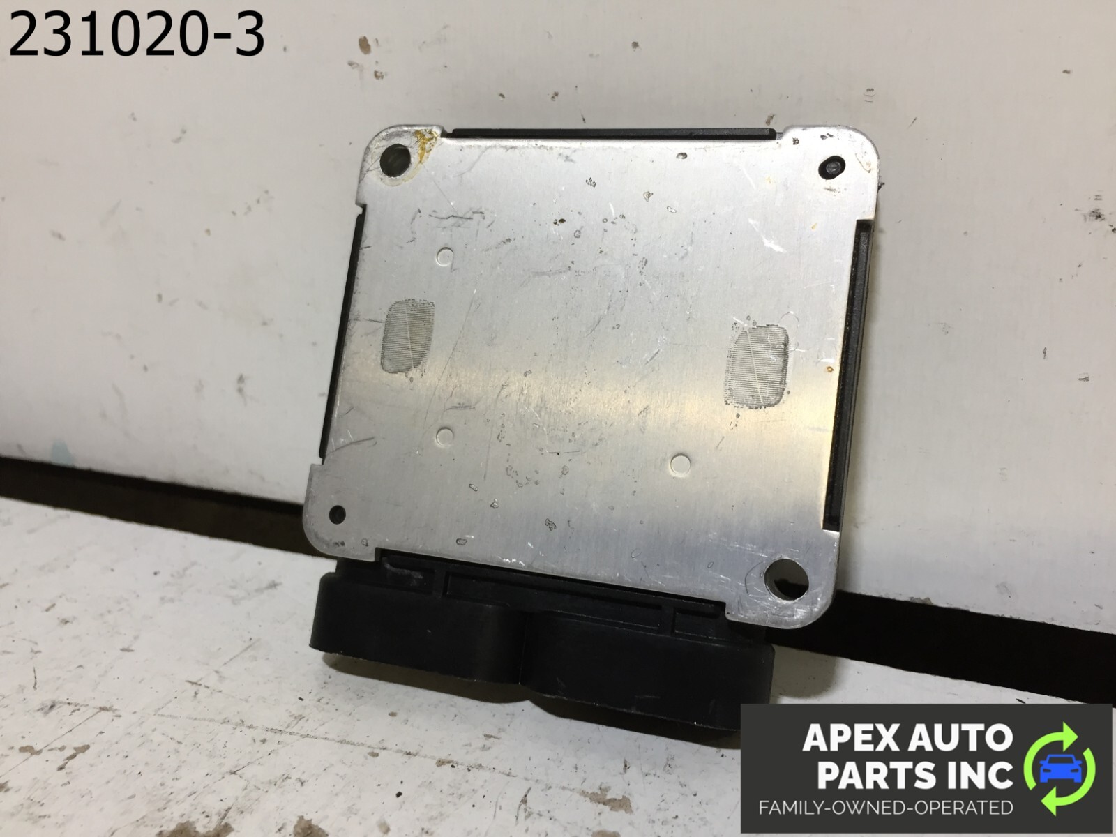 OEM 1990 Cadillac Allante HEADLAMP CONTROL MODULE 16077566 - Image 7