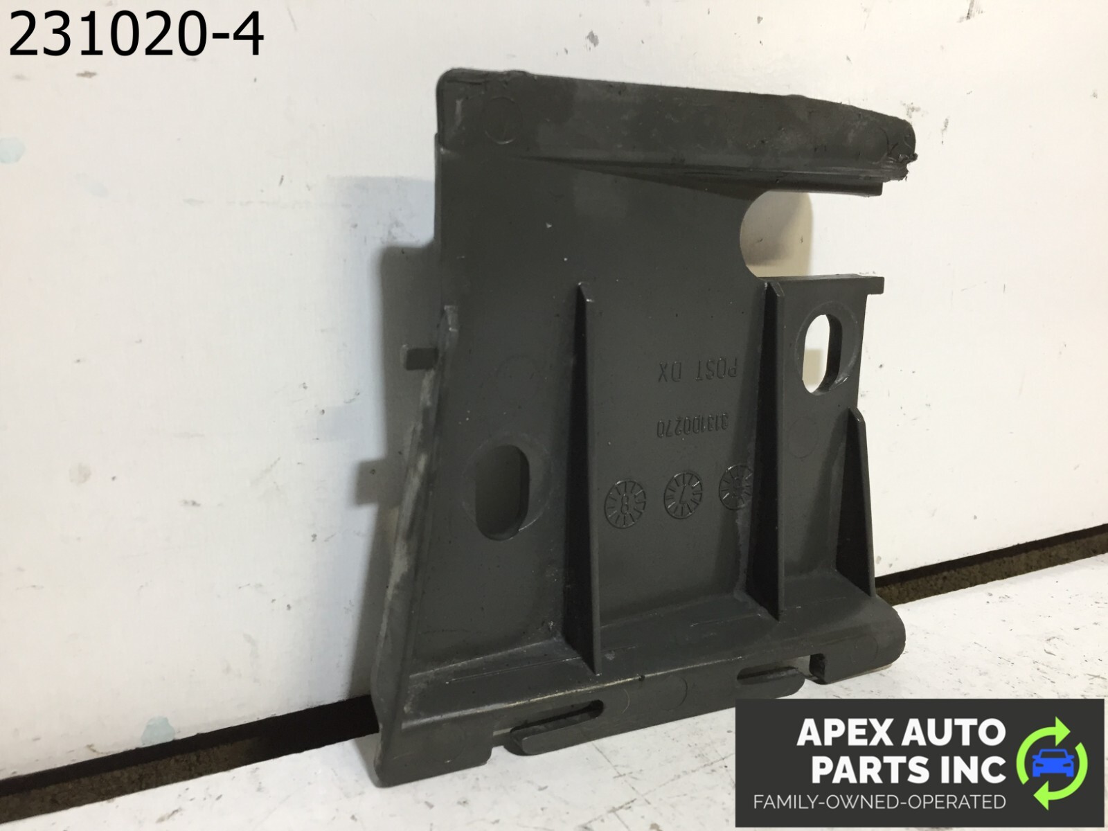 OEM 1990 Cadillac Allante Rear Bumper Mount Bracket - Image 6