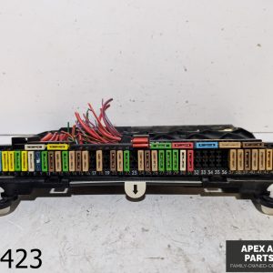 OEM 1997-2001 BMW 528i 2.8L Front Dashboard Fuse Relay Distribution Box Unit